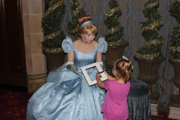 Cinderella Signing Photo Mat
