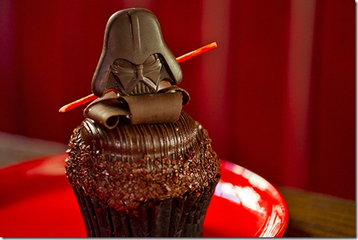 Darth Vader cupcake