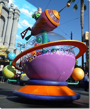 Pixar Parade Buzz Lightyear