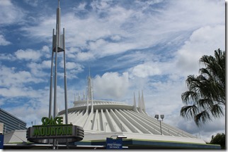 Stress Free at Disney with Kids Space Mountain FastPass